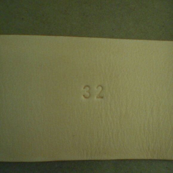 NWT KROCOA 100% Mandarin/Orange Crocodile Belt Silver Oval Buckle Size 32 - Picture 14 of 14